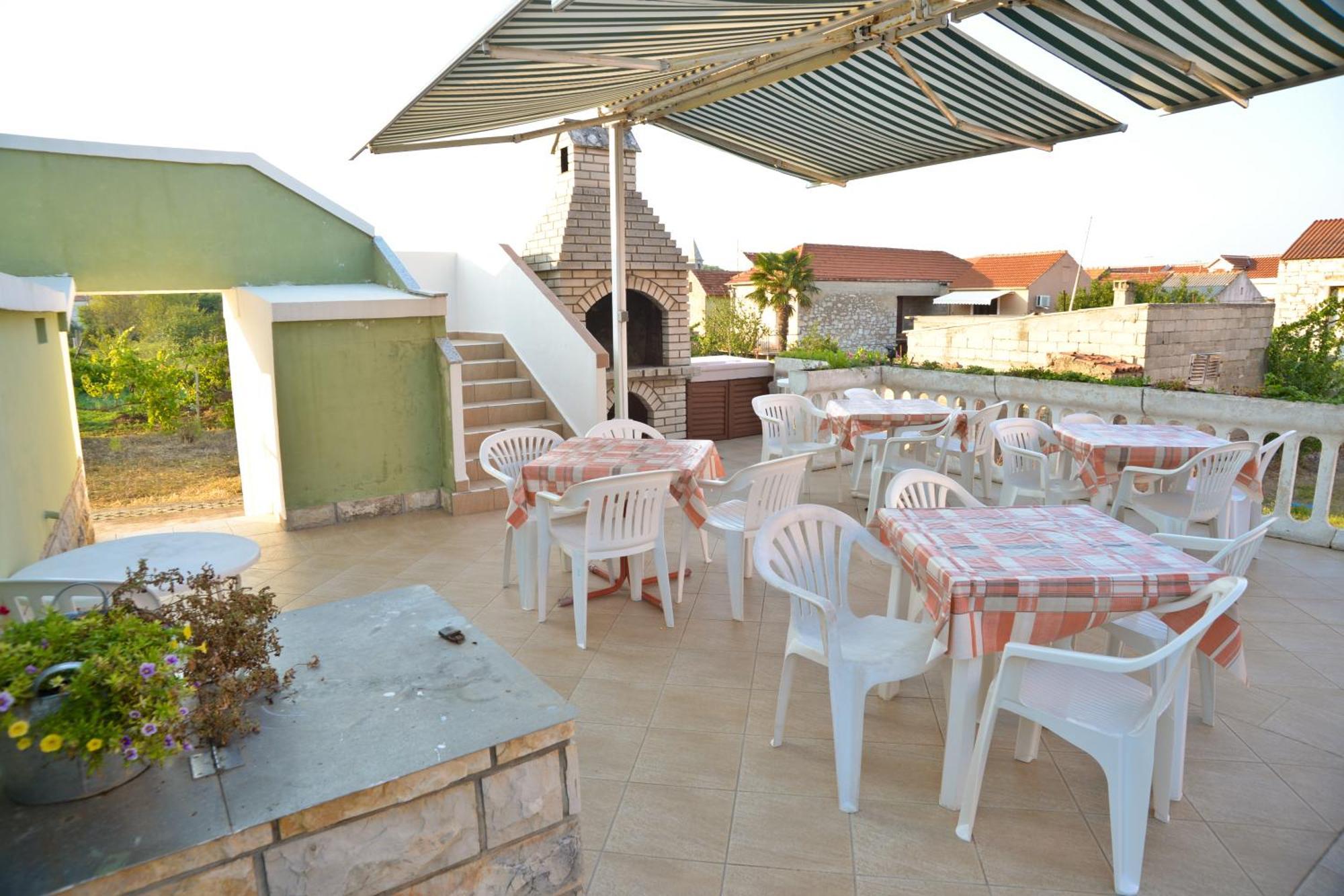 Apartments Lonic تشوكييتزا الغرفة الصورة