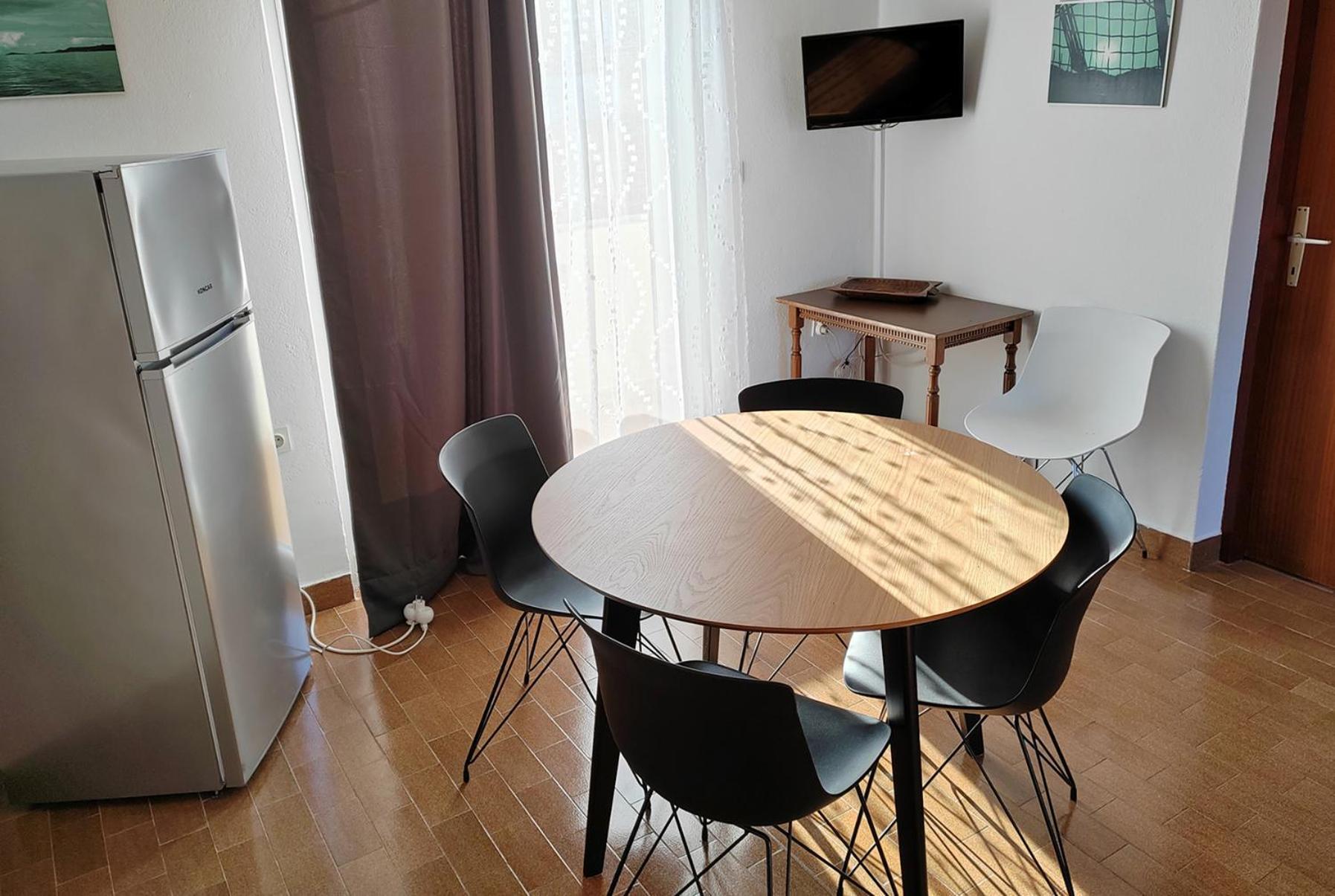 Apartments Lonic تشوكييتزا المظهر الخارجي الصورة